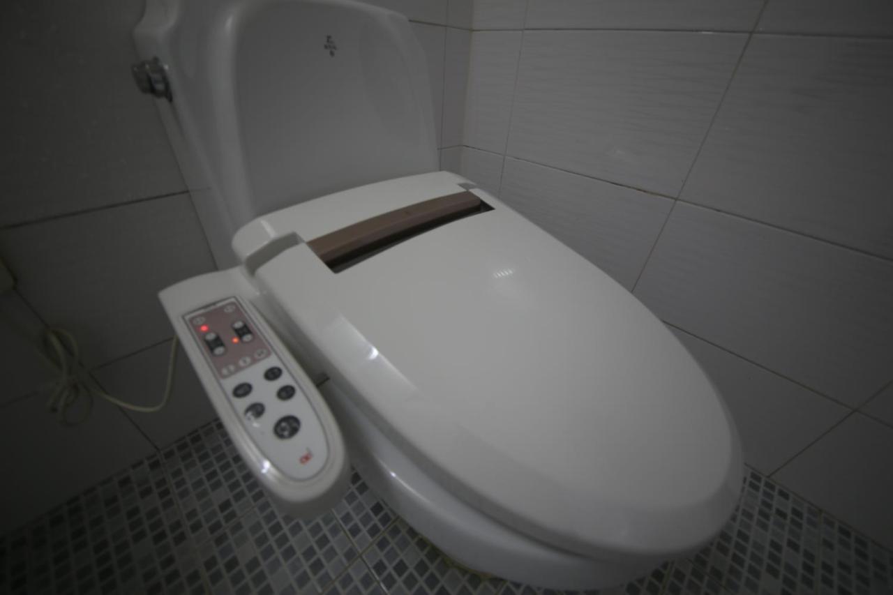 דאג'און Dubai Hotel מראה חיצוני תמונה