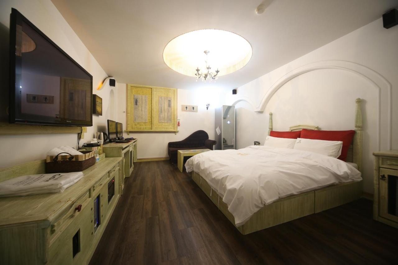 דאג'און Dubai Hotel מראה חיצוני תמונה